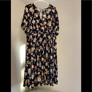 Torrid Dress size 2 beautiful like new
